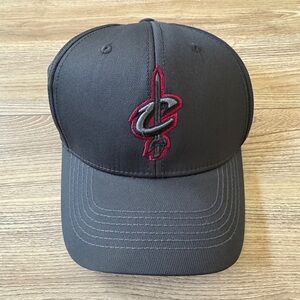 Black and Red NBA Cleveland Caveliers Baseball Hat